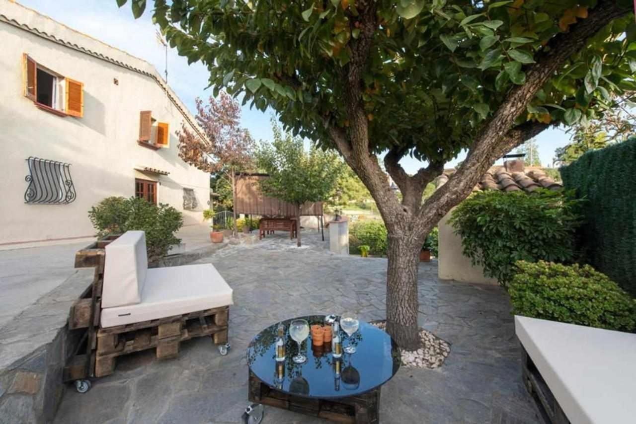 Masia Can Tramontana Guest House Tiana Exterior photo